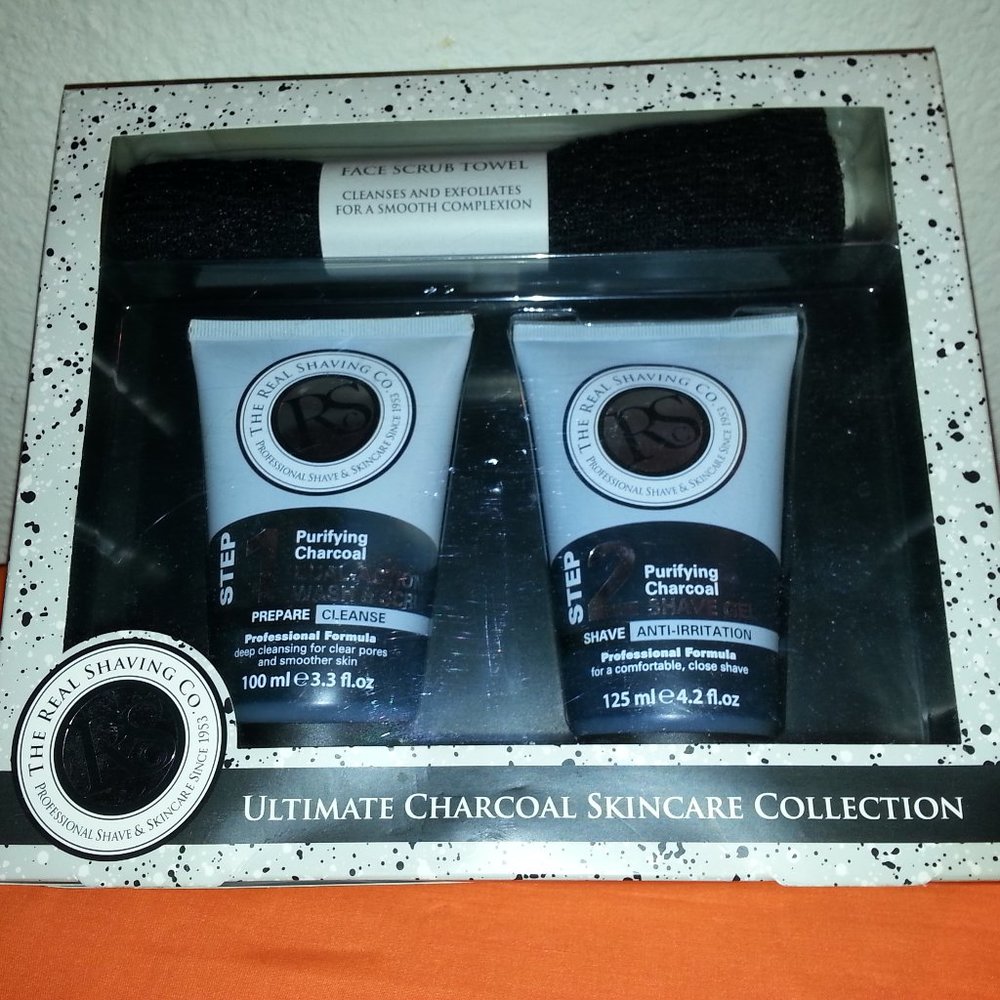 THE REAL SHAVING CO. ULTIMATE CHARCOAL SKINCARE COLLECTION Gift Set Made England